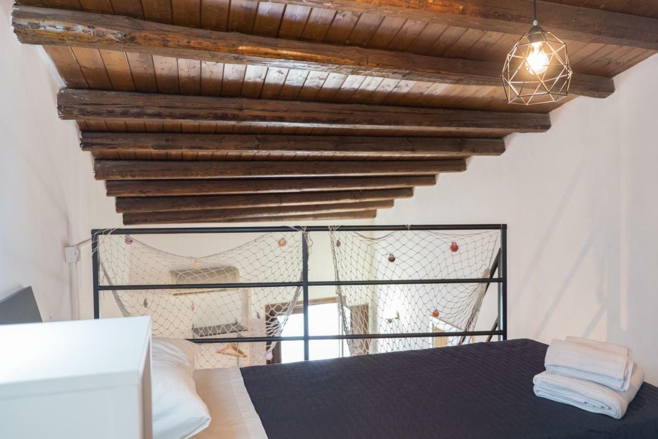 Centro Storico Casa Dell'Orologio Apartment ปาแลร์โม ภายนอก รูปภาพ