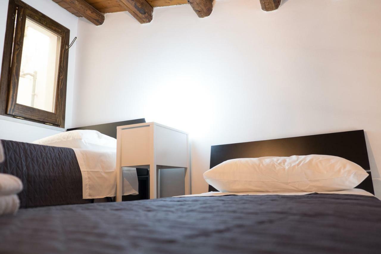 Centro Storico Casa Dell'Orologio Apartment ปาแลร์โม ภายนอก รูปภาพ