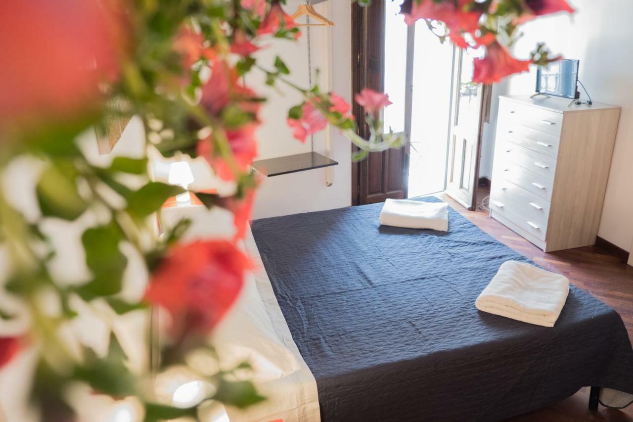 Centro Storico Casa Dell'Orologio Apartment ปาแลร์โม ภายนอก รูปภาพ